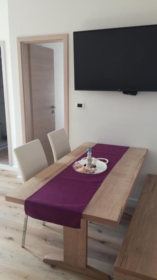 Apartmaji Apollonio Izola Exterior foto
